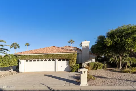 10832 E Bellflower Dr, Sun Lakes, AZ 85248