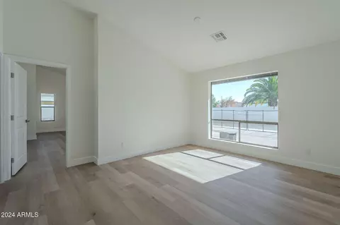 4401 E Betty Elyse Ln, Phoenix, AZ 85032 photo 7