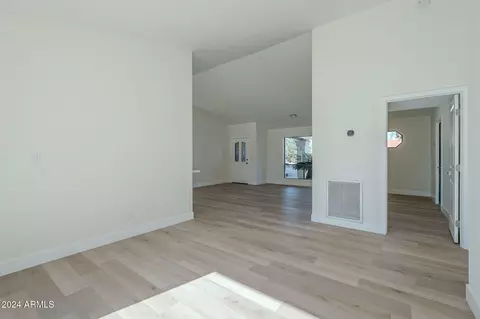 4401 E Betty Elyse Ln, Phoenix, AZ 85032 photo 10