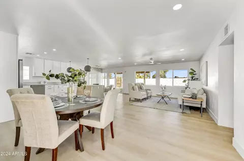 Dining - 2826 E Turquoise Dr, Phoenix, AZ 85028 photo 1 of 1