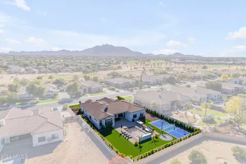 View/Area - 4184 E Meadowview Dr, Gilbert, AZ 85298 photo 2 of 23