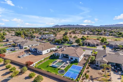 View/Area - 4184 E Meadowview Dr, Gilbert, AZ 85298 photo 5 of 23