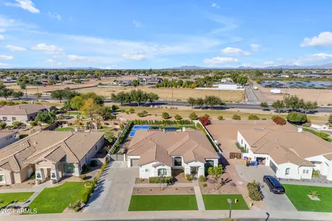 View/Area - 4184 E Meadowview Dr, Gilbert, AZ 85298 photo 6 of 23