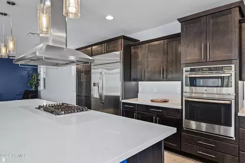 3284 E Orleans Dr, Gilbert, AZ 85298 photo 7