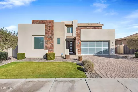 3284 E Orleans Dr, Gilbert, AZ 85298 photo 3