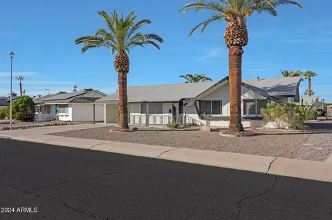 10316 W Monterosa Dr, Sun City, AZ 85351