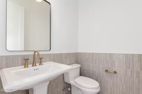Bath - 1717 E Minton St, Mesa, AZ 85203 photo 1 of 8