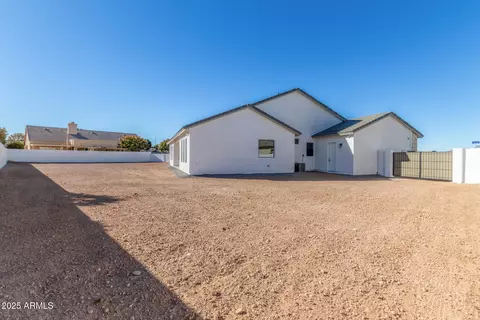Exterior - 1717 E Minton St, Mesa, AZ 85203 photo 10 of 10