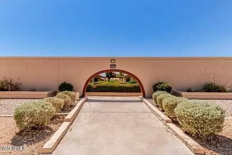 12846 N 113th Ave #4, Youngtown, AZ 85363