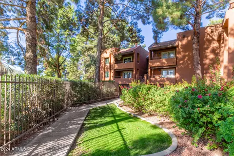 4704 E Paradise Village Pkwy N #309, Phoenix, AZ 85032