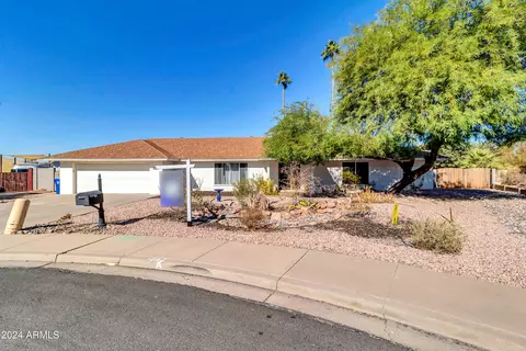 1646 N Chestnut Cir, Mesa, AZ 85213