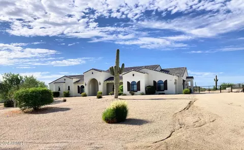 2499 W Magma Rd, Queen Creek, AZ 85142