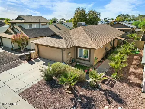 11816 N 75th Ln, Peoria, AZ 85345
