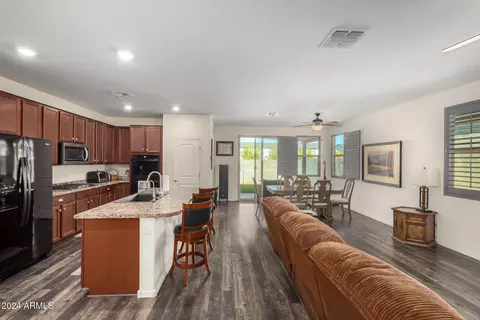 Entry Way - 1526 E Saint Catherine Ave, Phoenix, AZ 85042 photo 1 of 9