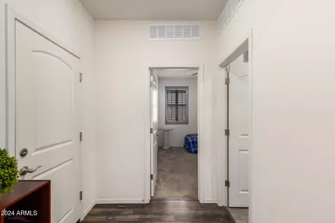 Entry Way - 1526 E Saint Catherine Ave, Phoenix, AZ 85042 photo 9 of 9