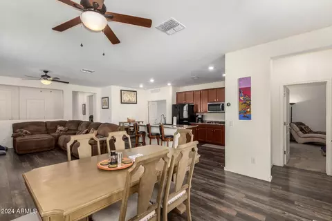 Entry Way - 1526 E Saint Catherine Ave, Phoenix, AZ 85042 photo 4 of 9