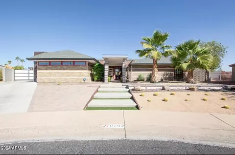 9702 W Gatewood Ct, Sun City, AZ 85351