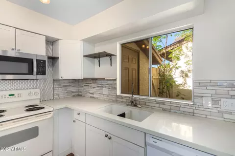 2620 E 10th St, Tempe, AZ 85288 photo 12