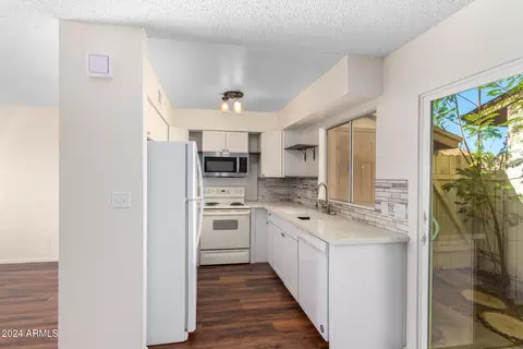2620 E 10th St, Tempe, AZ 85288 photo 10
