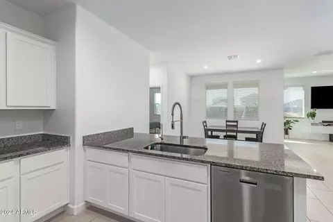 10148 S Lillian Dr, Apache Junction, AZ 85120 photo 16