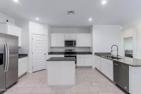 10148 S Lillian Dr, Apache Junction, AZ 85120 photo 17