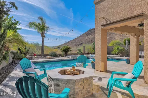 2027 E Creedance Blvd, Phoenix, AZ 85024