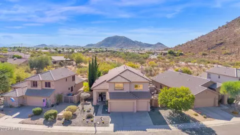 2027 E Creedance Blvd, Phoenix, AZ 85024 photo 4