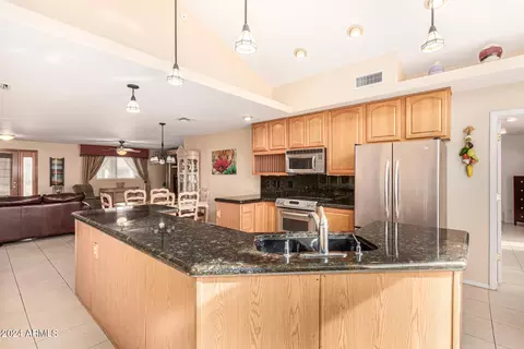 2127 E Kathleen Rd, Phoenix, AZ 85022 photo 8