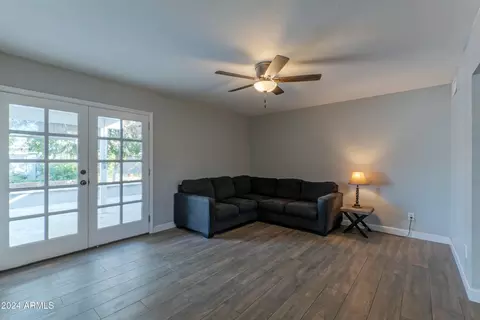 3022 E Diamond Ave, Mesa, AZ 85204 photo 4