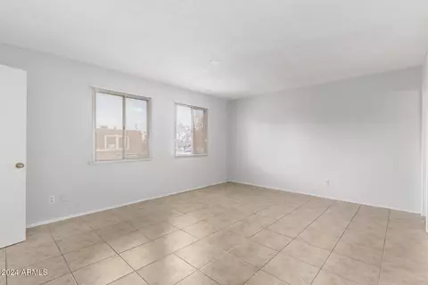8428 N 33rd Dr, Phoenix, AZ 85051 photo 17
