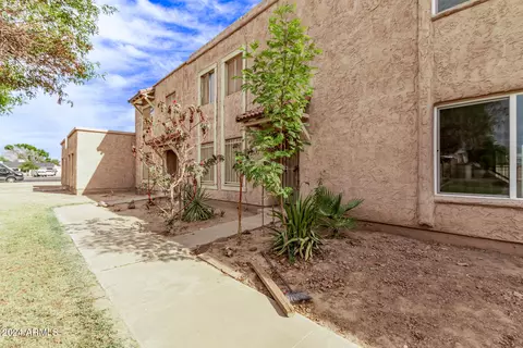 8428 N 33rd Dr, Phoenix, AZ 85051 photo 2