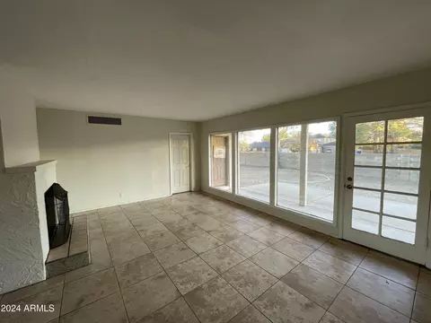4061 E Delta Cir, Mesa, AZ 85206 photo 2