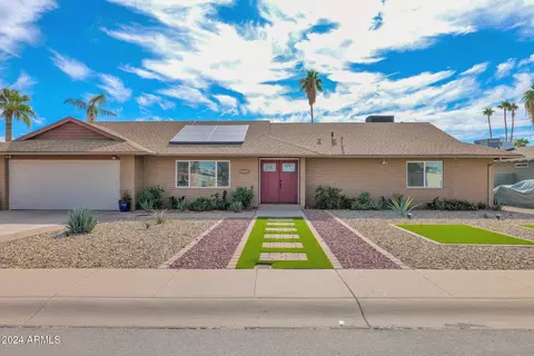 3735 W Mercer Ln, Phoenix, AZ 85029