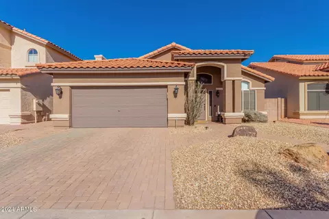 2852 W Gail Dr, Chandler, AZ 85224