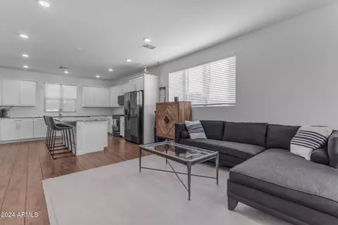 729 N Abalone Ct, Gilbert, AZ 85233 photo 6