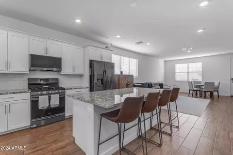 729 N Abalone Ct, Gilbert, AZ 85233 photo 8