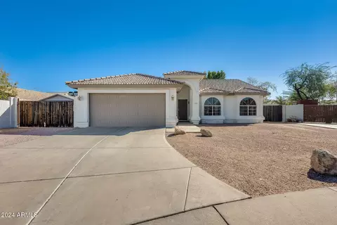 1843 N Avery Cir, Mesa, AZ 85207