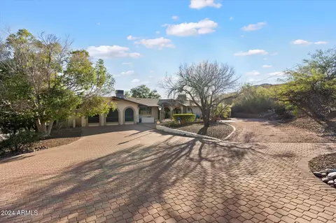 Exterior - 2716 E Voltaire Ave, Phoenix, AZ 85032 photo 10 of 11