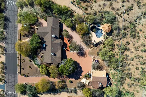 View/Area - 2716 E Voltaire Ave, Phoenix, AZ 85032 photo 2 of 2