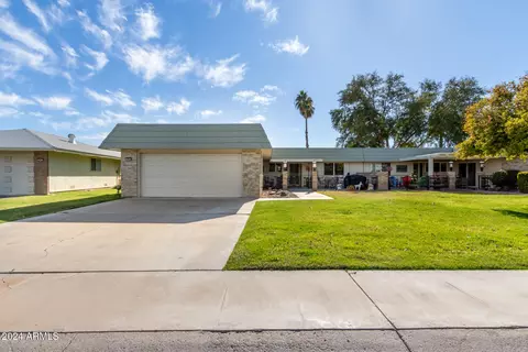 9913 W Pleasant Valley Rd, Sun City, AZ 85351
