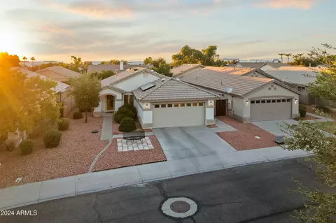 1746 N Sinova St, Mesa, AZ 85205