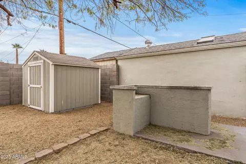 1325 E Monte Vista Rd E, Phoenix, AZ 85006 photo 42
