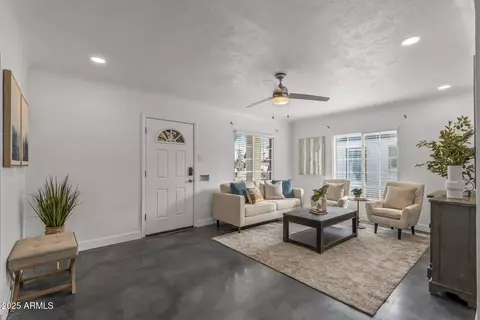 1325 E Monte Vista Rd E, Phoenix, AZ 85006 photo 6