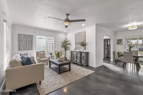 1325 E Monte Vista Rd E, Phoenix, AZ 85006 photo 5