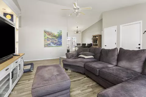 6523 E Ingram St, Mesa, AZ 85205 photo 4