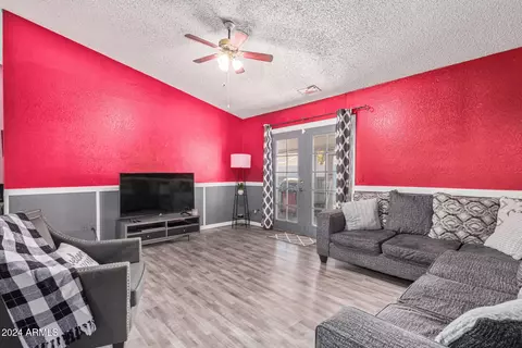 213 W Scott Ave, Gilbert, AZ 85233 photo 13