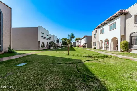 2931 E Fairmount Ave, Phoenix, AZ 85016 photo 6