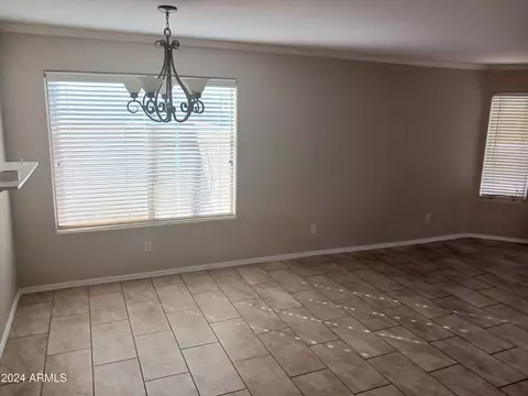 2821 S 65th Ave, Phoenix, AZ 85043 photo 8