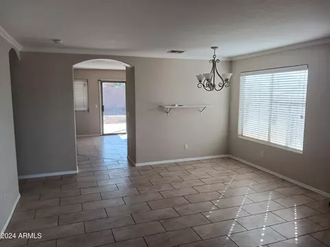 2821 S 65th Ave, Phoenix, AZ 85043 photo 4