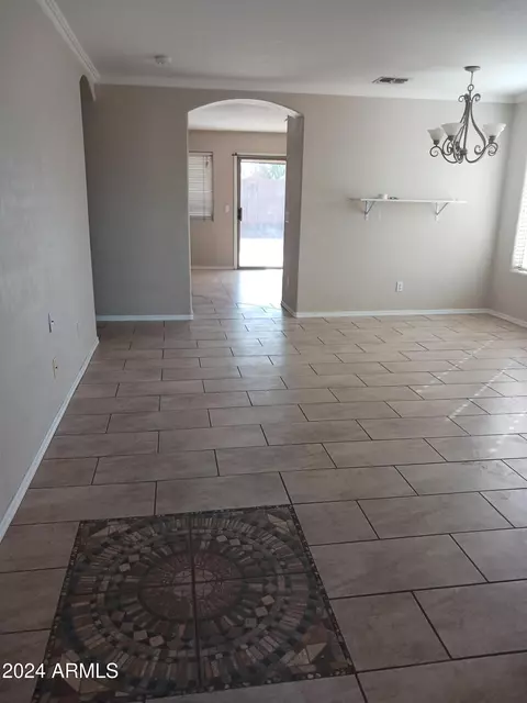 2821 S 65th Ave, Phoenix, AZ 85043 photo 5